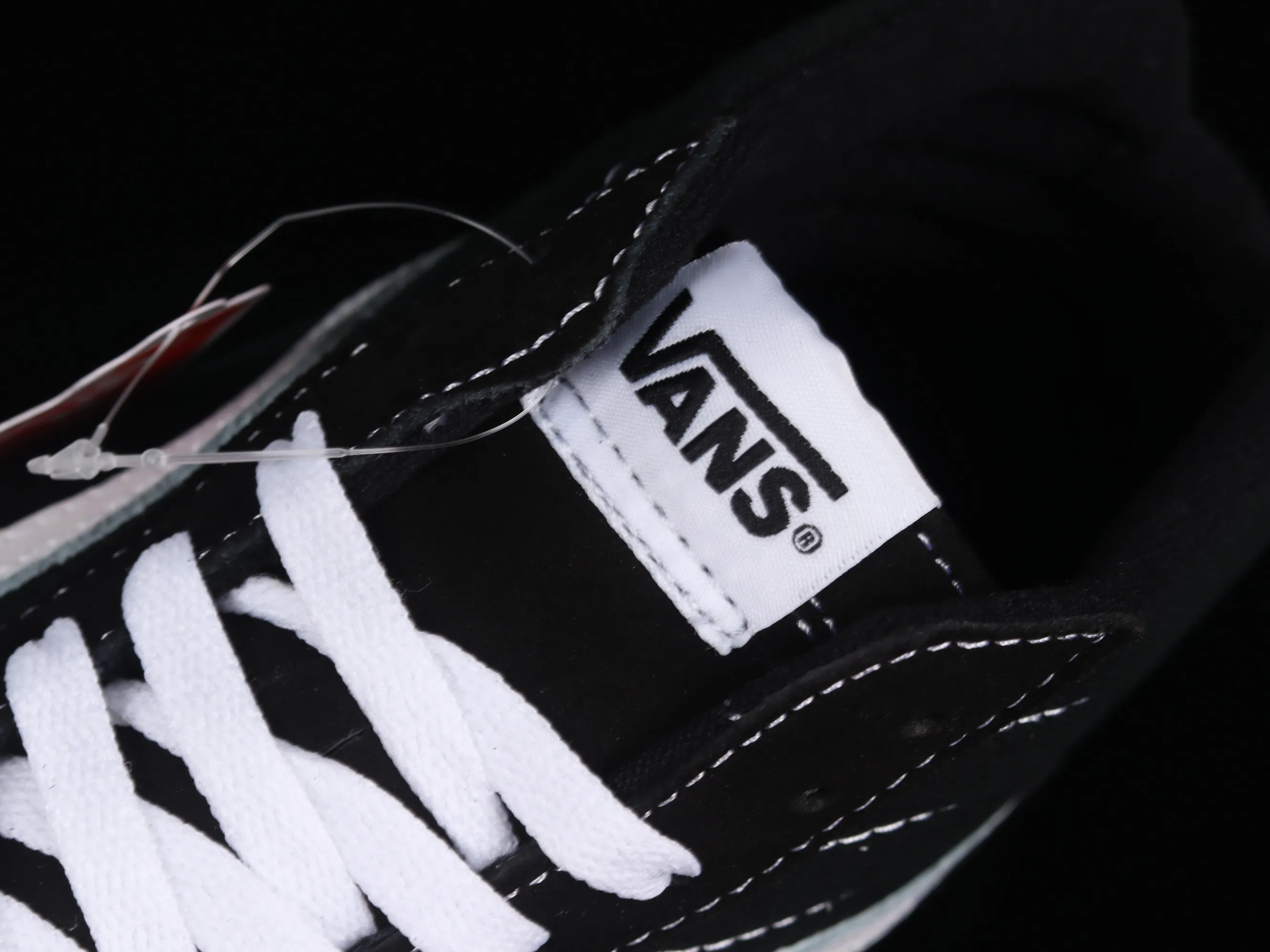 All categories Vans Vans series Vans Hi Vans high-top Vans Ward Sk8-Hi four evergreen season black and white high-top canvas casual sneakers VN0A36ENC4R